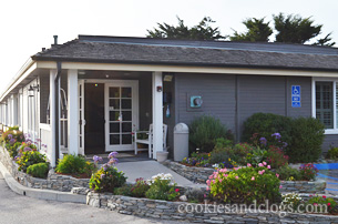 San Pebbles Inn in Cambria, California