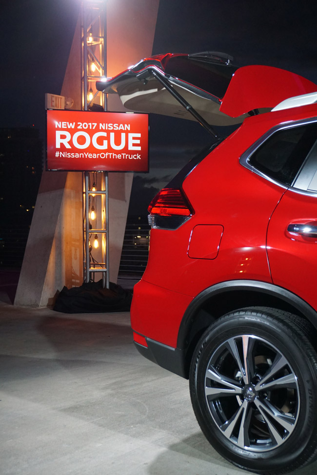 Cookies & Clogs | Cars | The 2017 Nissan Rogue and 2017 Nissan Rogue Hybrid were just announced in Miami, FL just before the 2016 Miami International Auto Show. Get your first look at this all-new CUV and check out the new features.