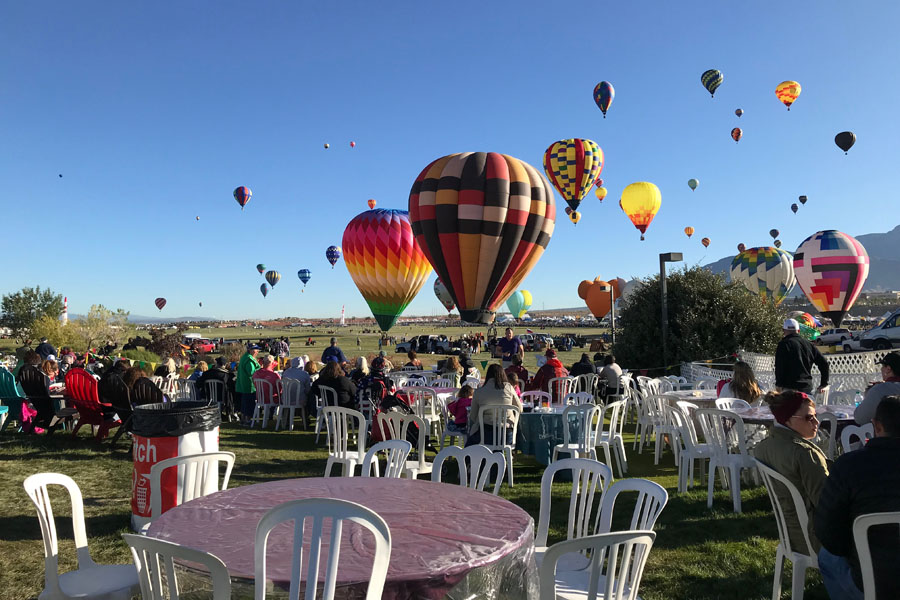 2017 Albuquerque International Balloon Fiesta in New Mexico Special Shape Rodeo Gondola Club